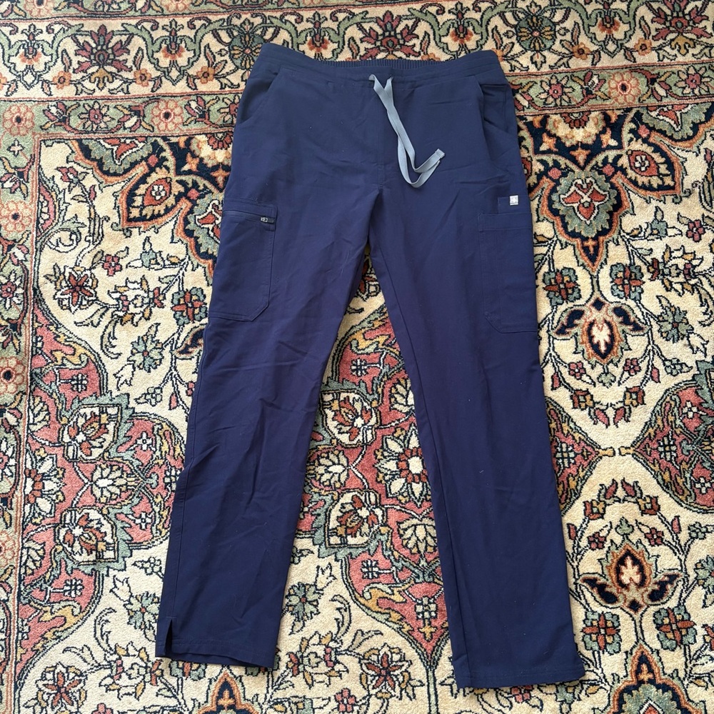 Women’s Navy Figs Yola Scrub Pants